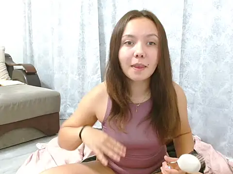 CamillaHessel online show from 10.07.25