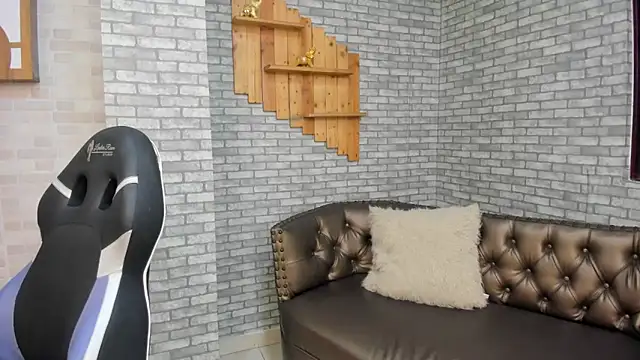 Alisonn Doll online show from 11.27.25