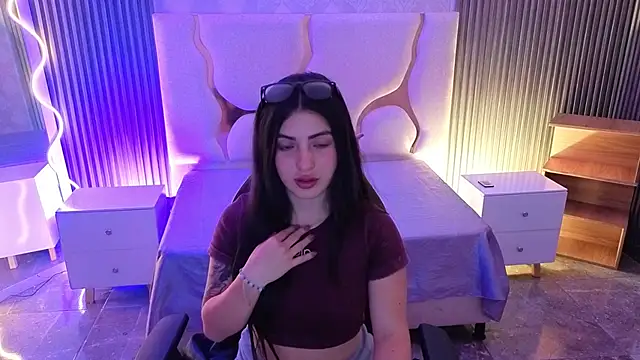 Ixchel tay online show from 04.07.26