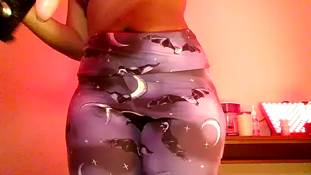 Snapshot of bellacagyal chatting on 11.07.25 bellacagyal online show from 11.07.25