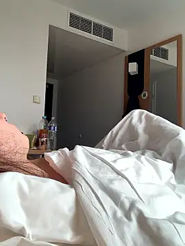 GoldenPussy1329 online show from 01.09.26