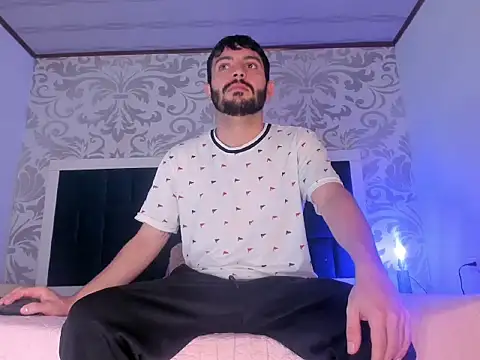 VynnyBlacke  online show from 02.19.26