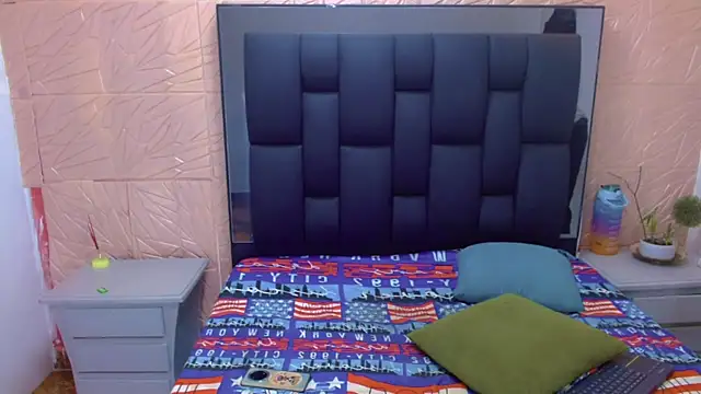 thaigo twink38 online show from 10.18.25