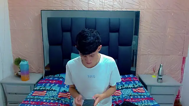 thaigo twink38 online show from 10.27.25