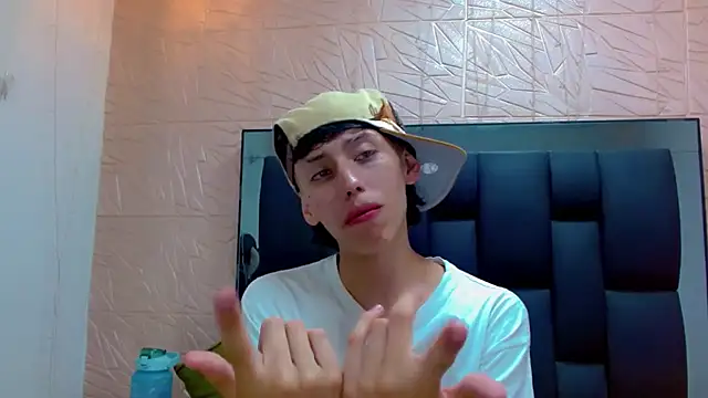 thaigo twink38 online show from 12.05.25