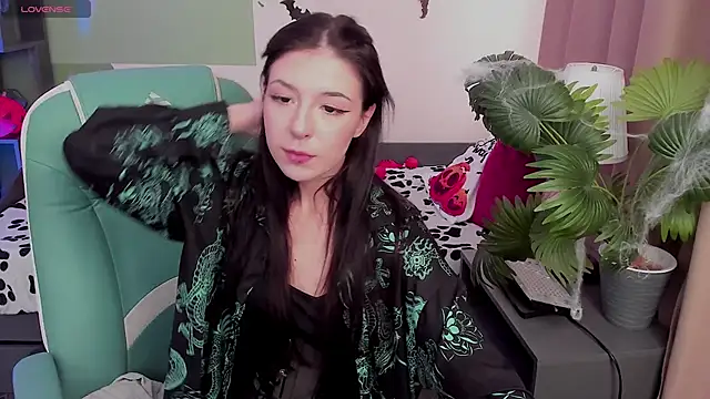 Azaliya Haze online show from 10.23.25