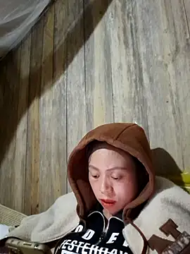 Tuyet xx online show from 10.28.25