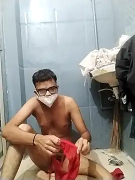 Snapshot of sexybobby13 chatting on 10.01.25 sexybobby13 online show from 10.01.25