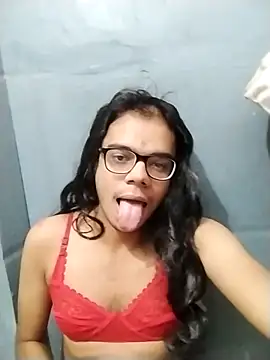 Snapshot of sexybobby13 chatting on 11.28.25 sexybobby13 online show from 11.28.25