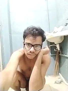 Snapshot of sexybobby13 chatting on 02.11.26 sexybobby13 online show from 02.11.26