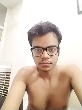 Snapshot of sexybobby13 chatting on 02.12.26 sexybobby13 online show from 02.12.26