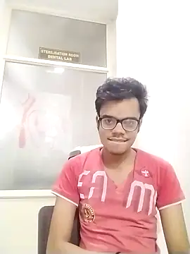 Snapshot of sexybobby13 chatting on 02.16.26 sexybobby13 online show from 02.16.26