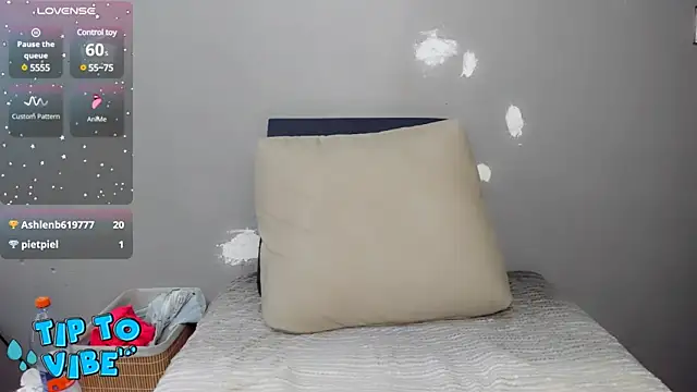 INDIANROMANCE online show from 12.11.24