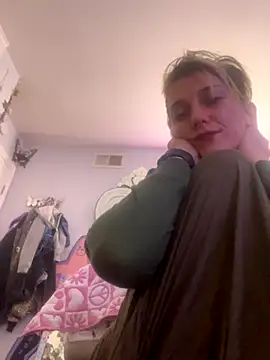 Snapshot of silentasachurchmouse chatting on 11.05.25 silentasachurchmouse online show from 11.05.25