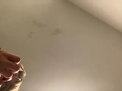 Snapshot of silentasachurchmouse chatting on 11.24.25 silentasachurchmouse online show from 11.24.25