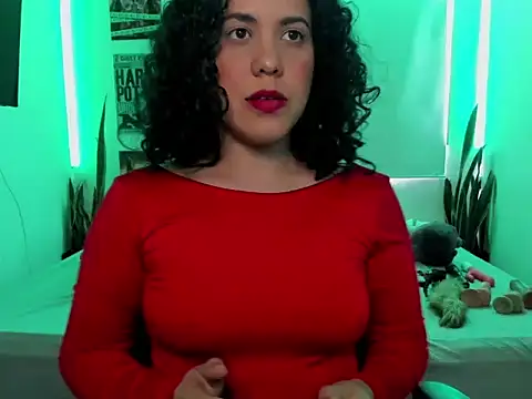 Tinawildd online show from 03.25.26