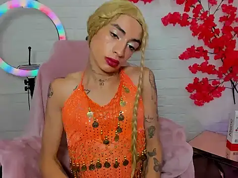 Mila Leon online show from 10.18.25