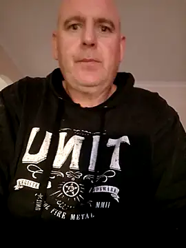 Snapshot of here2play_69 chatting on 09.28.25 here2play 69 online show from 09.28.25