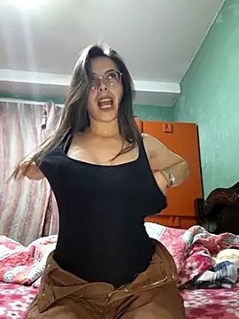 EmmaValencia  online show from 11.14.25