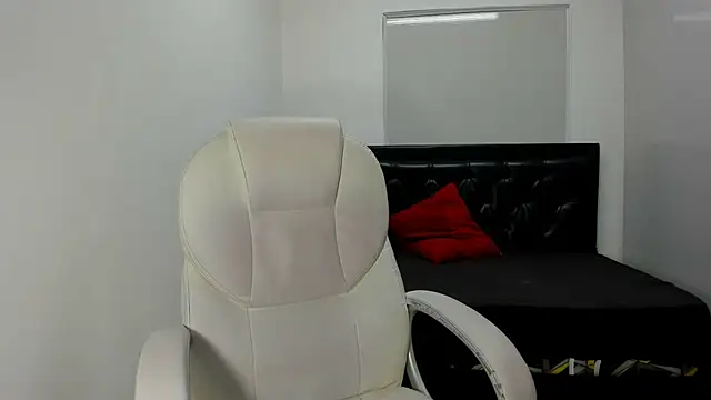 ParisBustamanterx online show from 10.11.25
