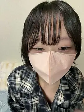 Snapshot of _JINA_tan chatting on 10.19.25 JINA tan online show from 10.19.25