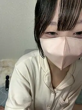 Snapshot of _JINA_tan chatting on 11.09.25 JINA tan online show from 11.09.25