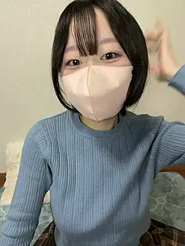 Snapshot of _JINA_tan chatting on 11.23.25 JINA tan online show from 11.23.25