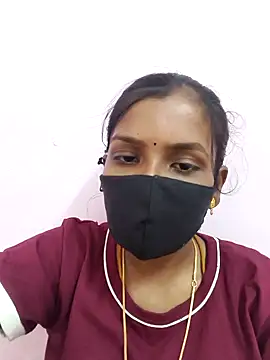 Snapshot of Tamil_Monika chatting on 11.04.25 Tamil Monika online show from 11.04.25