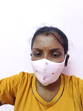 Snapshot of Tamil_Monika chatting on 11.18.25 Tamil Monika online show from 11.18.25