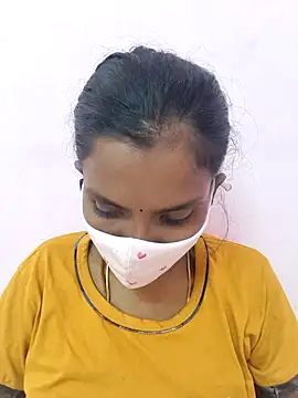 Snapshot of Tamil_Monika chatting on 12.17.25 Tamil Monika online show from 12.17.25