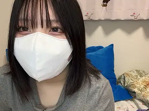 Snapshot of YUKINA_00 chatting on 09.28.25 YUKINA 00 online show from 09.28.25