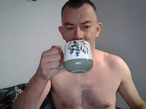 Snapshot of VanBeatPL chatting on 10.02.25 VanBeatPL online show from 10.02.25
