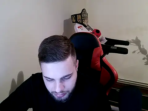 KingAdonisss online show from 10.13.25