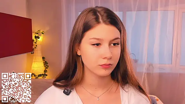 Snapshot of MondoNeko chatting on 10.22.25 MondoNeko online show from 10.22.25