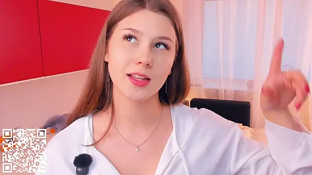 Snapshot of MondoNeko chatting on 11.06.25 MondoNeko online show from 11.06.25