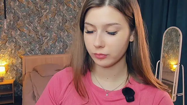 Snapshot of MondoNeko chatting on 11.19.25 MondoNeko online show from 11.19.25