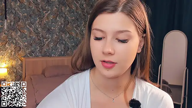 Snapshot of MondoNeko chatting on 11.21.25 MondoNeko online show from 11.21.25