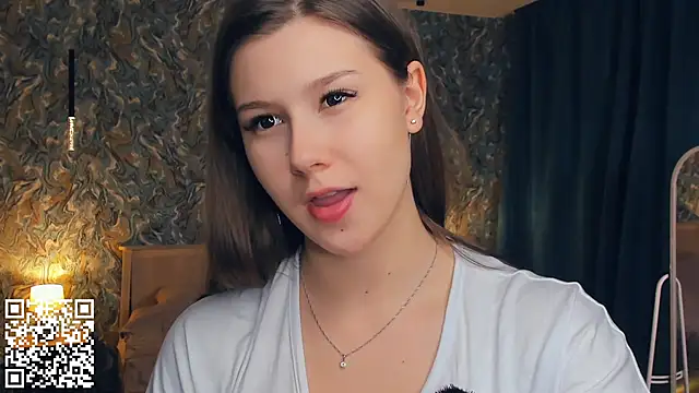 Snapshot of MondoNeko chatting on 11.27.25 MondoNeko online show from 11.27.25