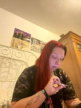 SweetieLina online show from 10.15.25