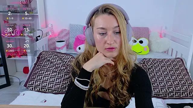 MysticRoxanne online show from 11.21.25