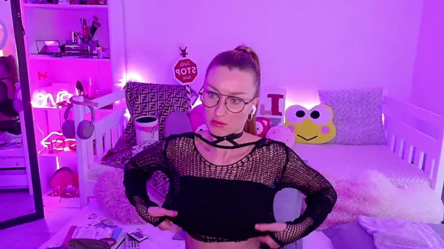 MysticRoxanne online show from 12.01.25