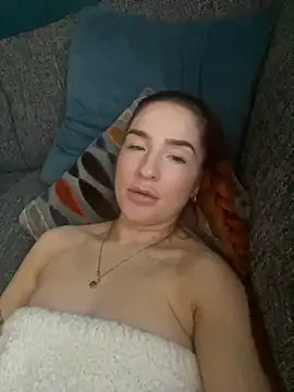 Cherry-L-28 online show from 11.25.25