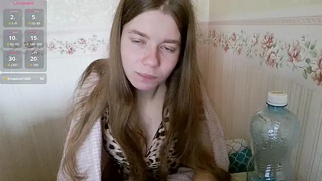 0nlyLola online show from 10.13.25