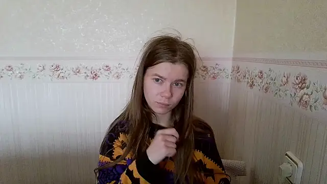 0nlyLola online show from 10.18.25