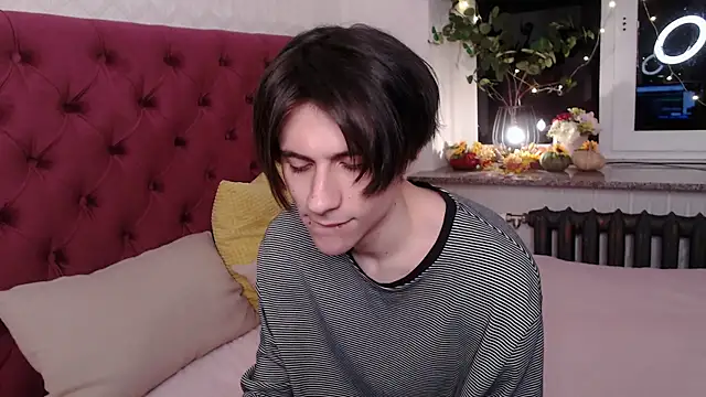 Ellis Rin online show from 11.22.25