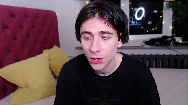 Ellis Rin online show from 12.03.25