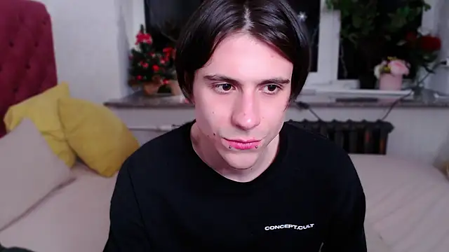 Ellis Rin online show from 12.05.25