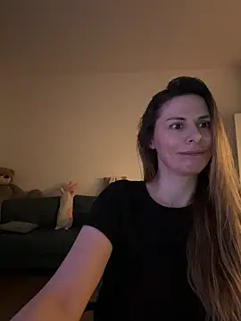 cuteagression1 online show from 11.20.25