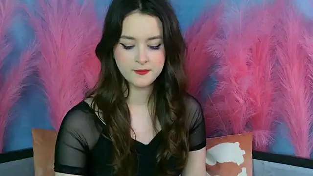 EvaSwen online show from 12.17.25