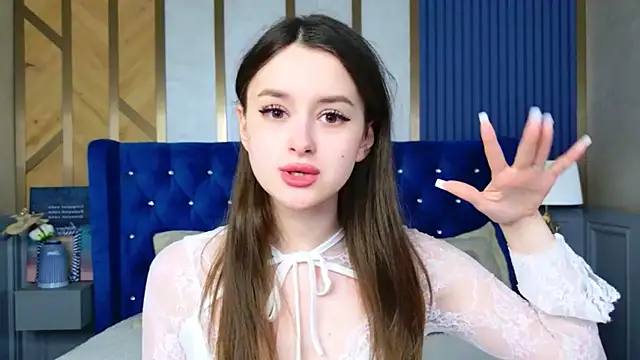 EvaSwen online show from 04.02.26